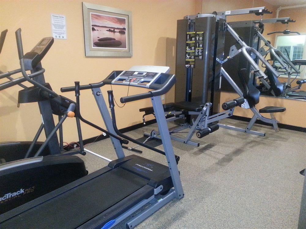 Comfort Inn & Suites Harrisburg-Hershey North Екстер'єр фото
