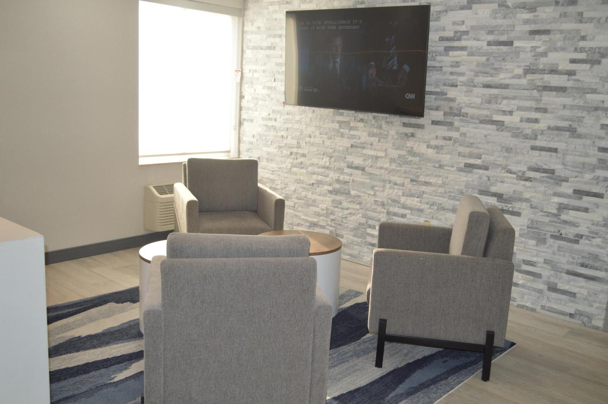 Comfort Inn & Suites Harrisburg-Hershey North Екстер'єр фото