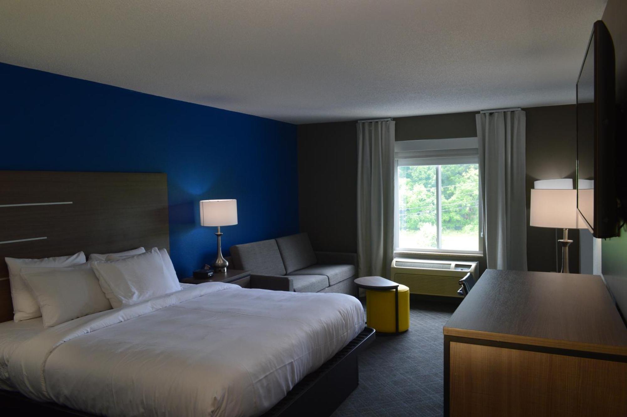 Comfort Inn & Suites Harrisburg-Hershey North Екстер'єр фото